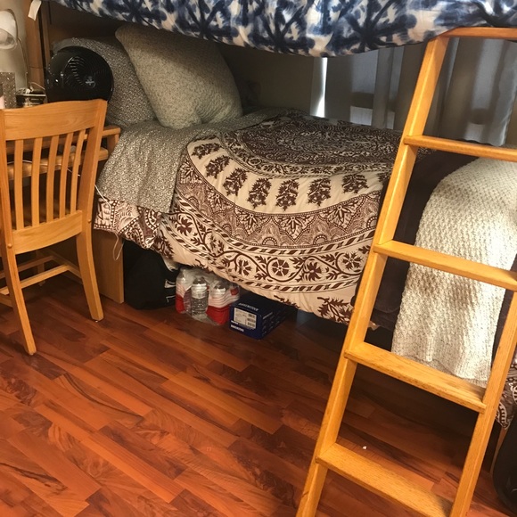 Urban Outfitters Other - Plum & Bow Kerala Snooze Comforter